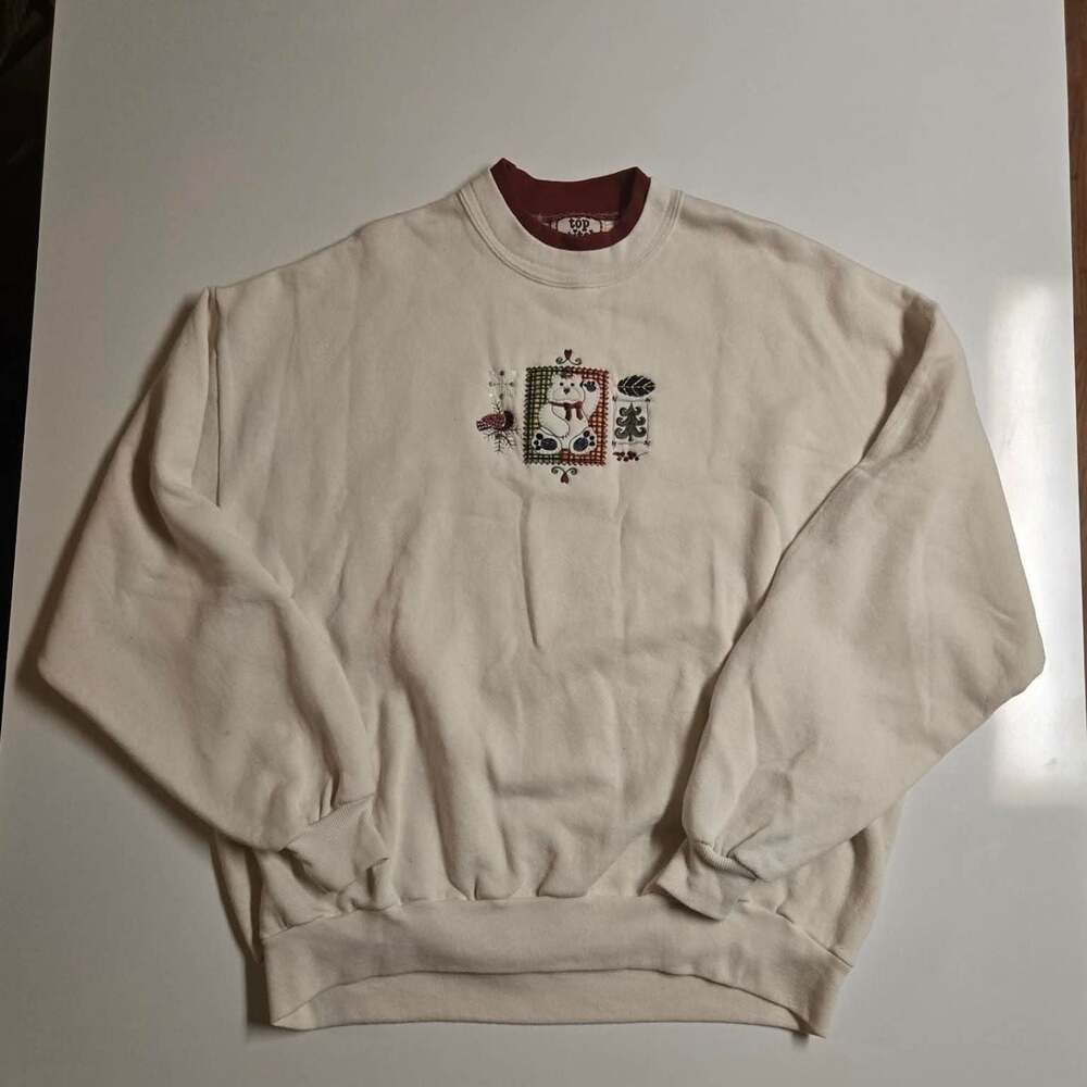 Vintage Top Stitch Bear Embroidered Christmas Crewneck Sweatshirt